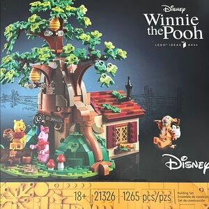 Lego Winnie the Pooh #034. New in box. Original seal in tack.